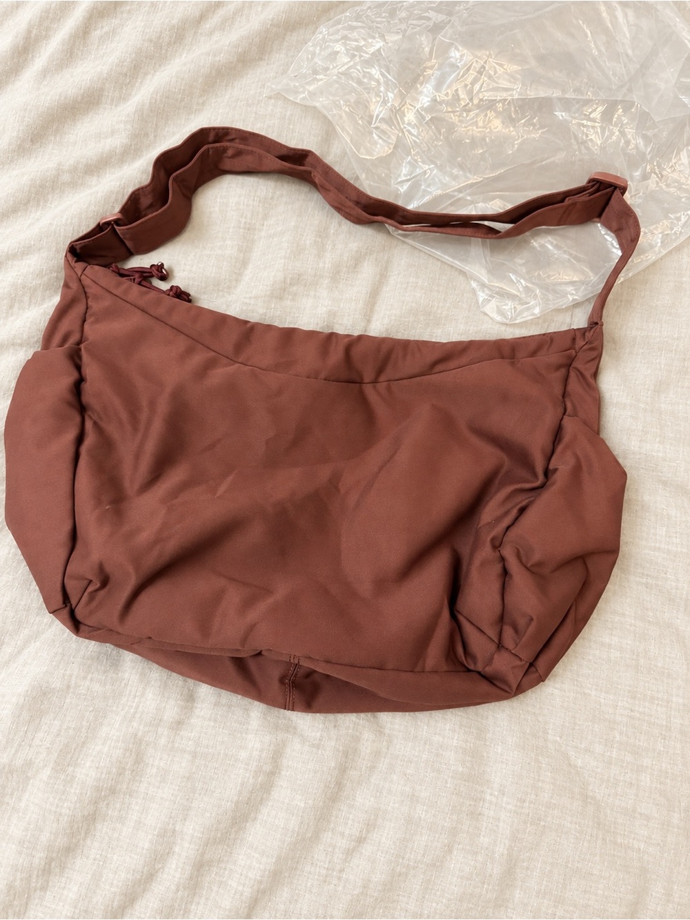 Everyday Shoulder Bag in Red